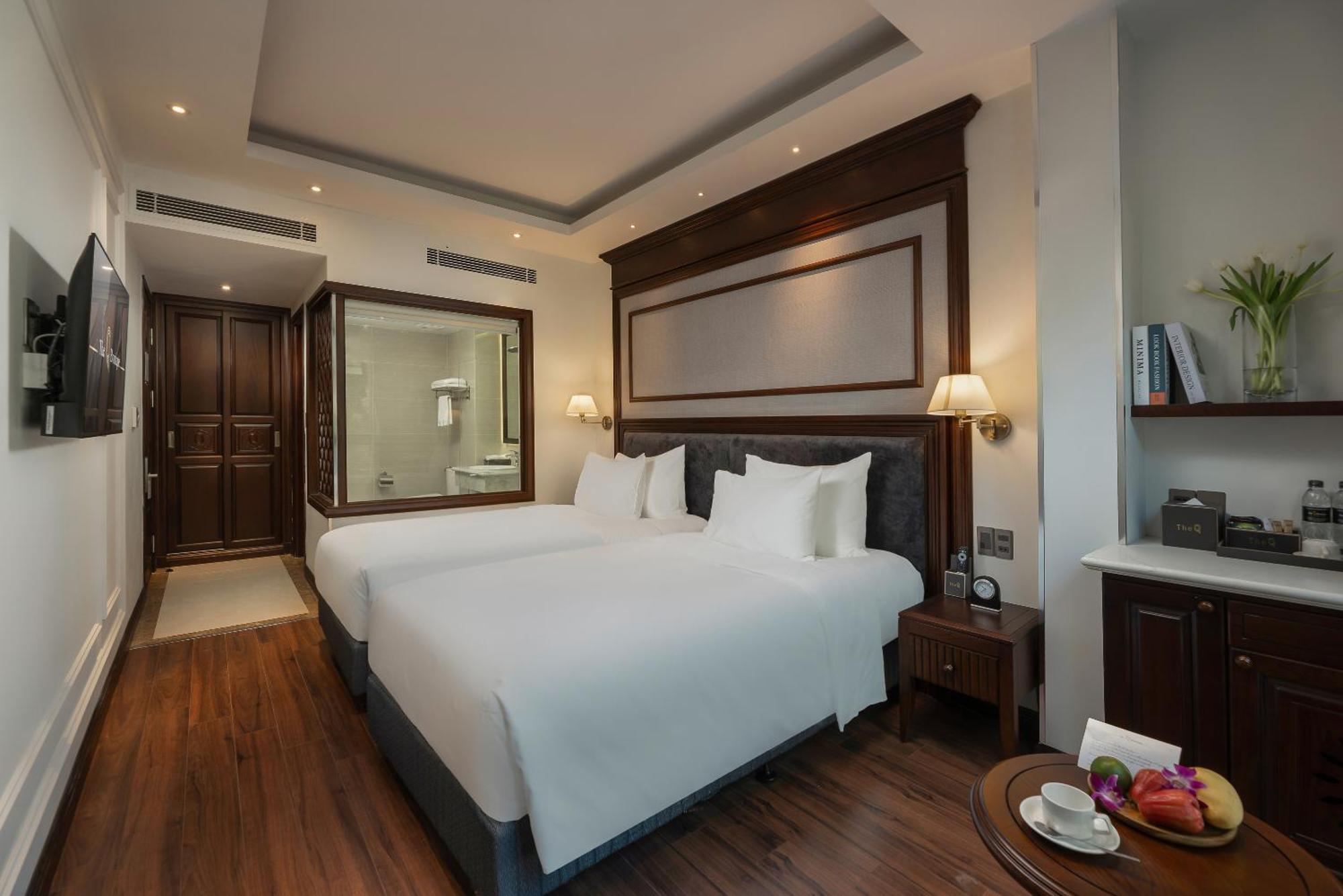 The Q Boutique Hotel Ханой Екстериор снимка