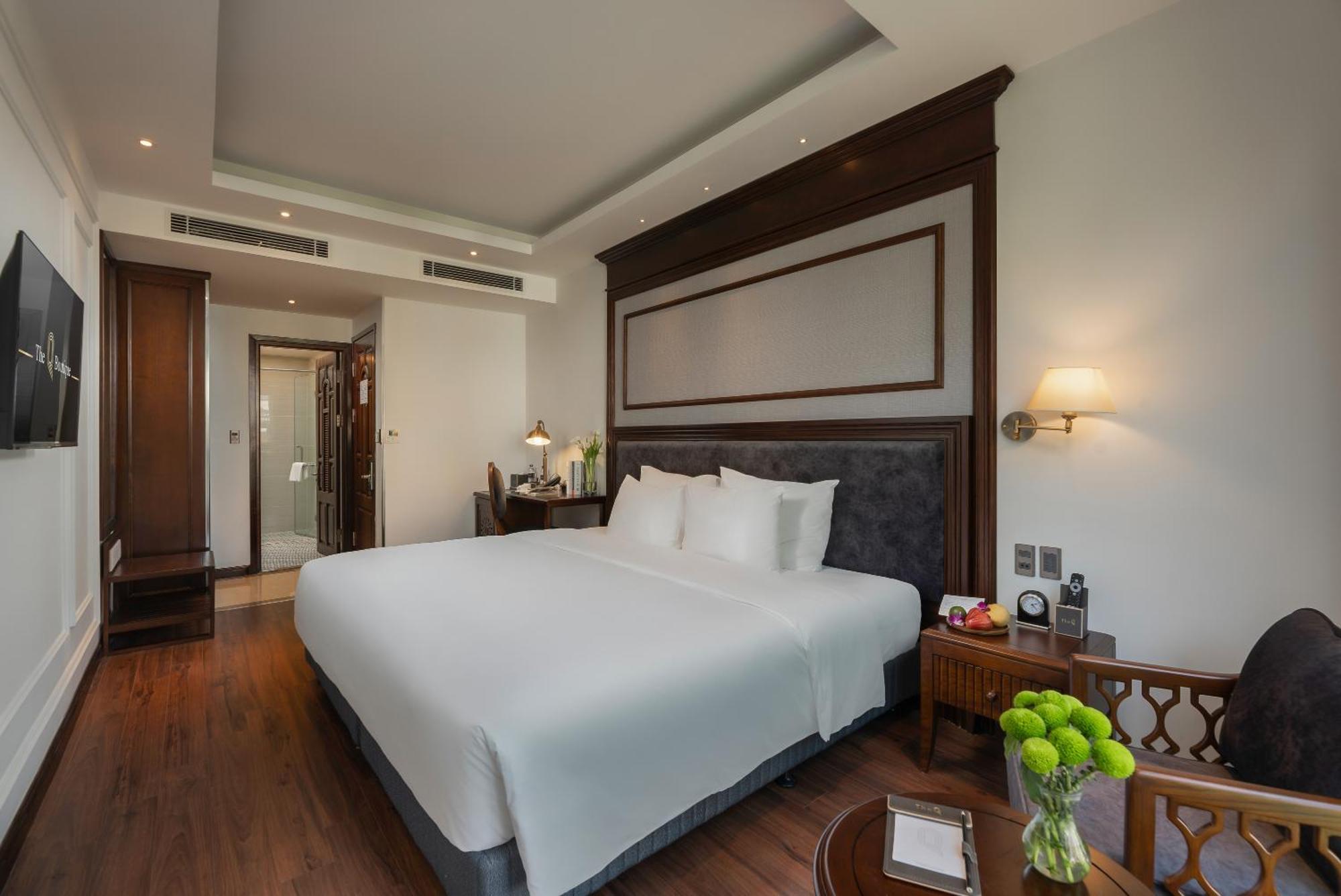 The Q Boutique Hotel Ханой Екстериор снимка