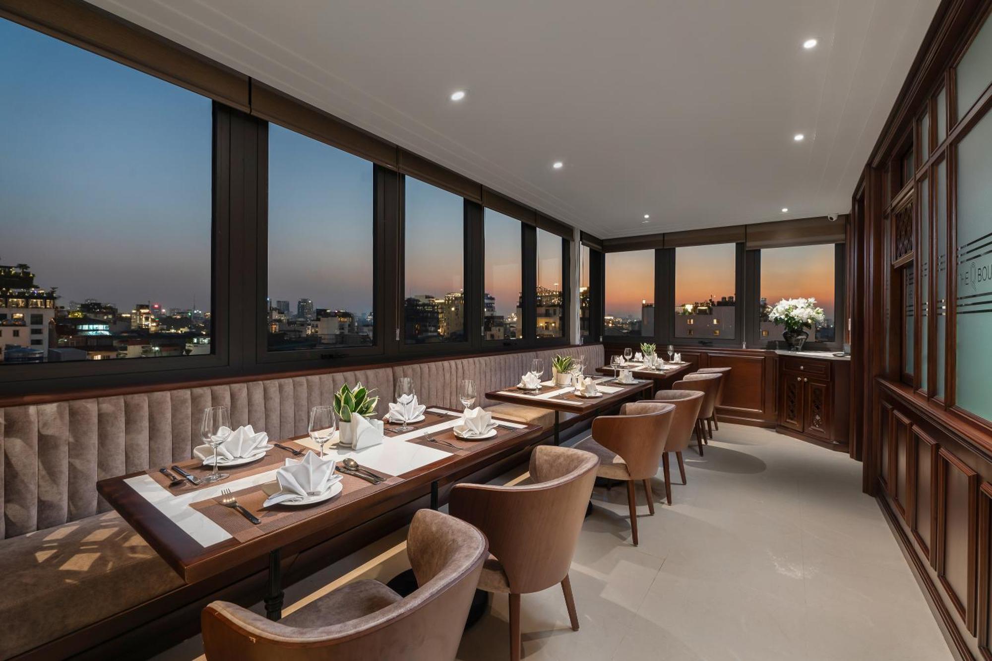 The Q Boutique Hotel Ханой Екстериор снимка