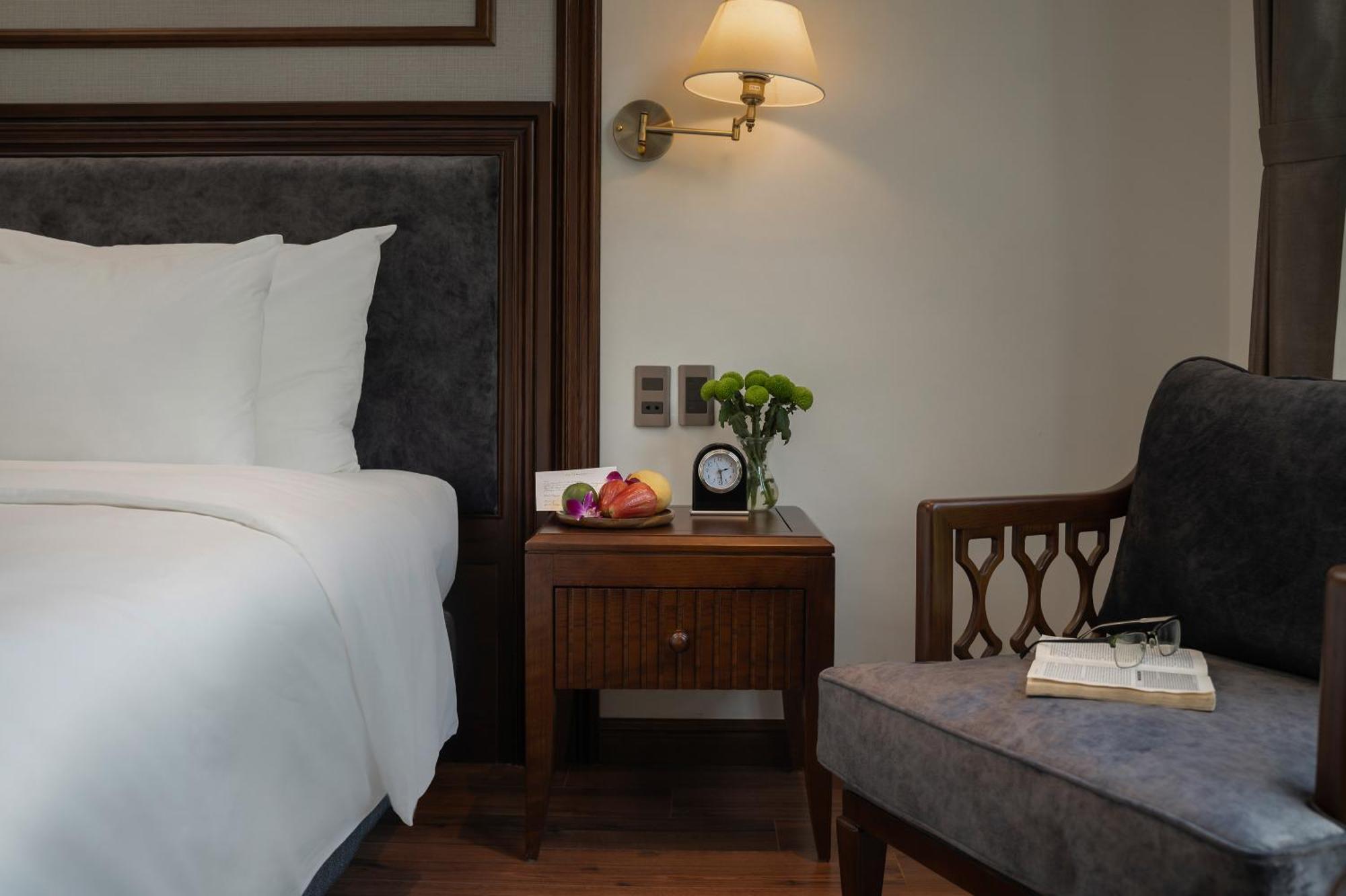 The Q Boutique Hotel Ханой Екстериор снимка
