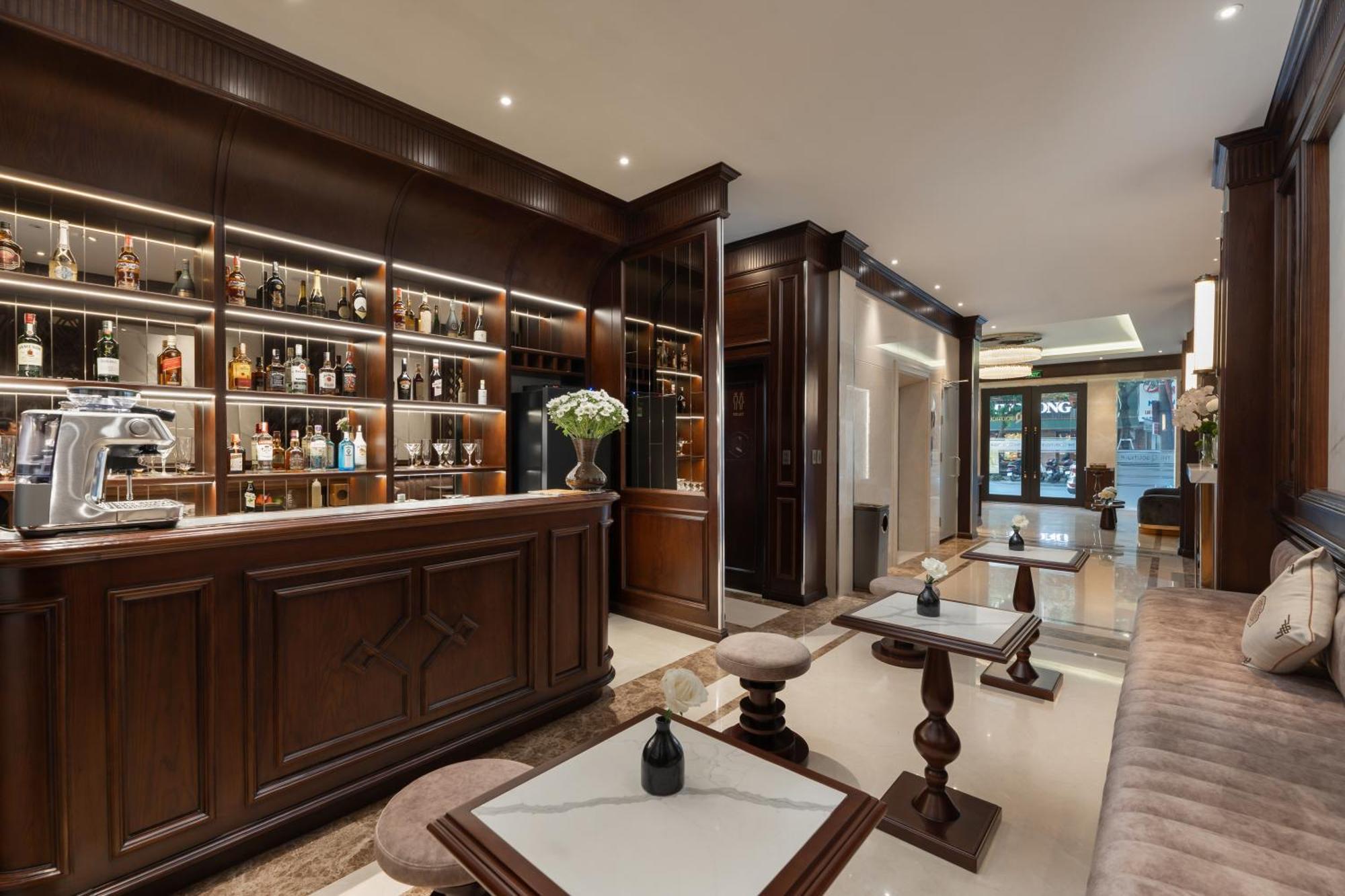 The Q Boutique Hotel Ханой Екстериор снимка